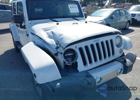 2017 Jeep Wrangler Unlimited Sahara 4X4 from USA, damaged, VIN 1C4BJWEG3HL723043